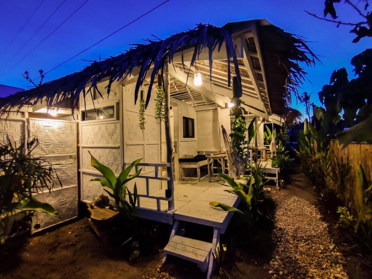 The Surf Shacks - Beach House, Aircon, Fast Wifi เจเนอรัลลูนา ภายนอก รูปภาพ